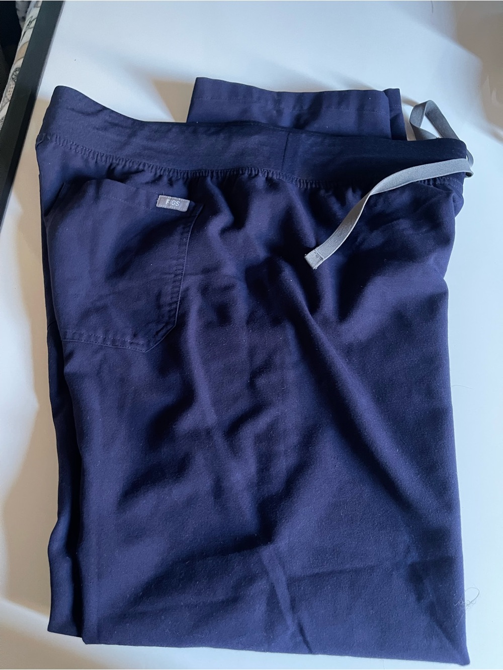 Figs women’s Navy scrubs Pants